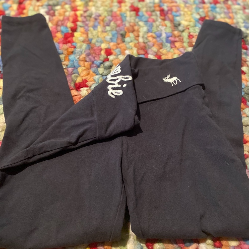 Grey Abercrombie kids Leggings